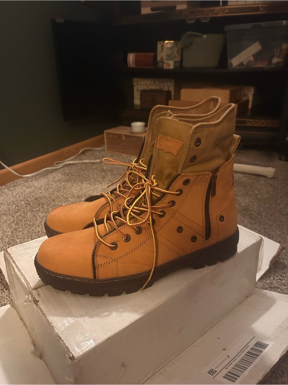 Levis Men's Sahara Nubuck Canvas Engineer Boot New